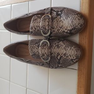 Corso Como leather Clarrah snake design loafer